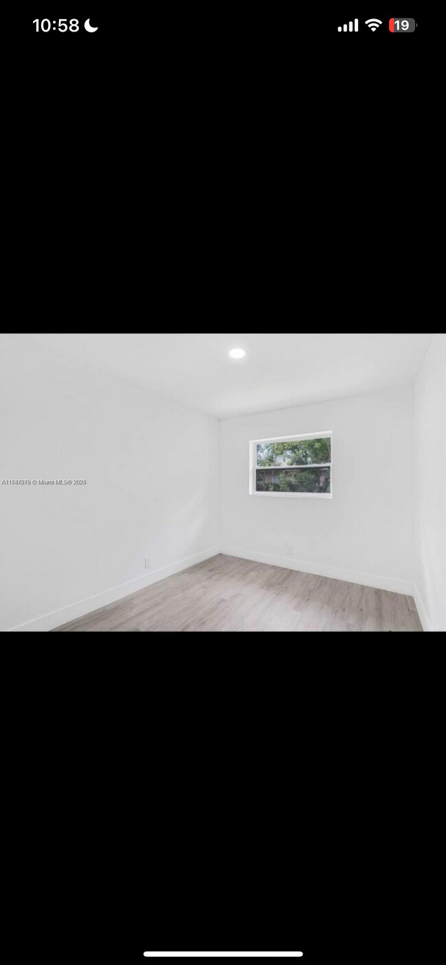 Foto del edificio - 1539 NW 8th Ave