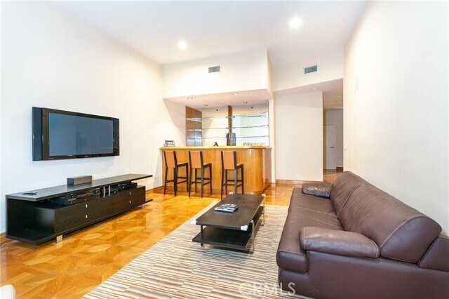 Foto del edificio - 3965 Alta Mesa Dr