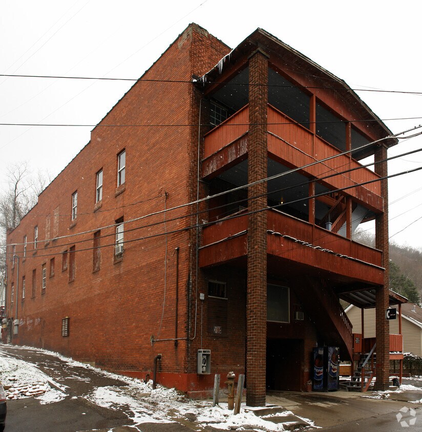 Primary Photo - 103 Justice St