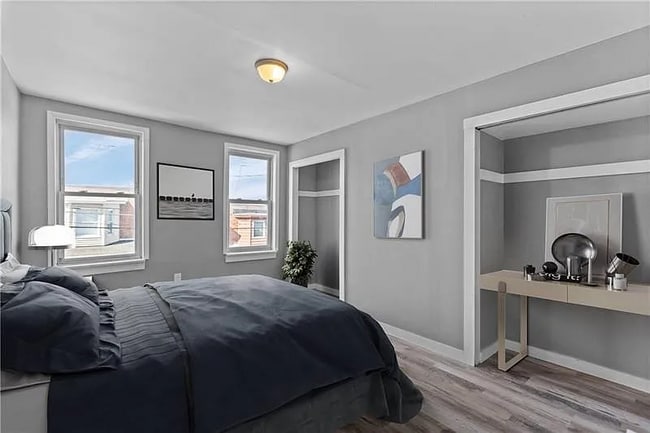 Photo - 363 44th St House