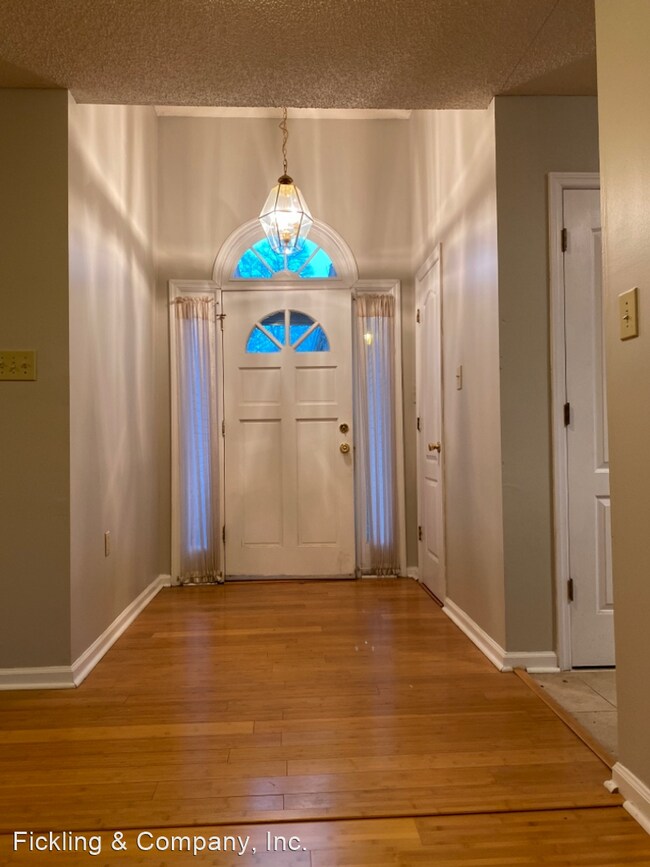 Foto del edificio - 3 br, 2 bath House - 304 Doublegate Dr