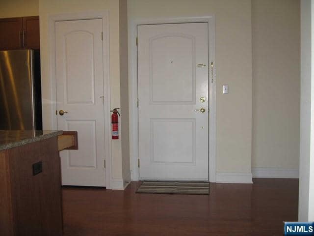 Foto del edificio - 2411 Windsor Park Ct