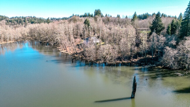 Building Photo - 15116 NE Grantham Rd