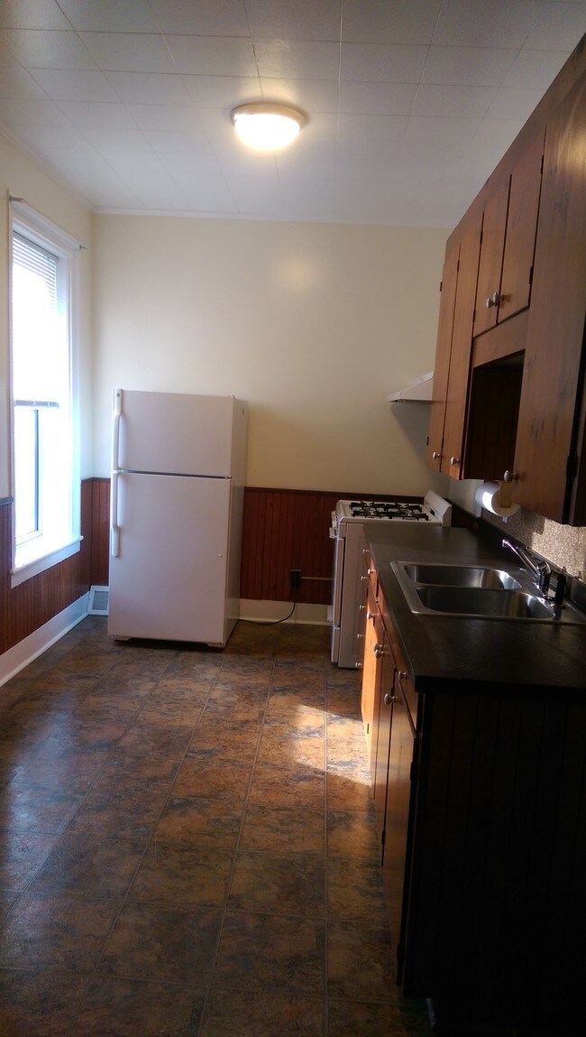 kitchen - 3 Mill Pl
