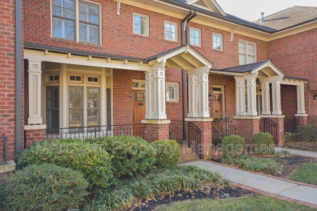 Foto del edificio - 226 Butler Ave