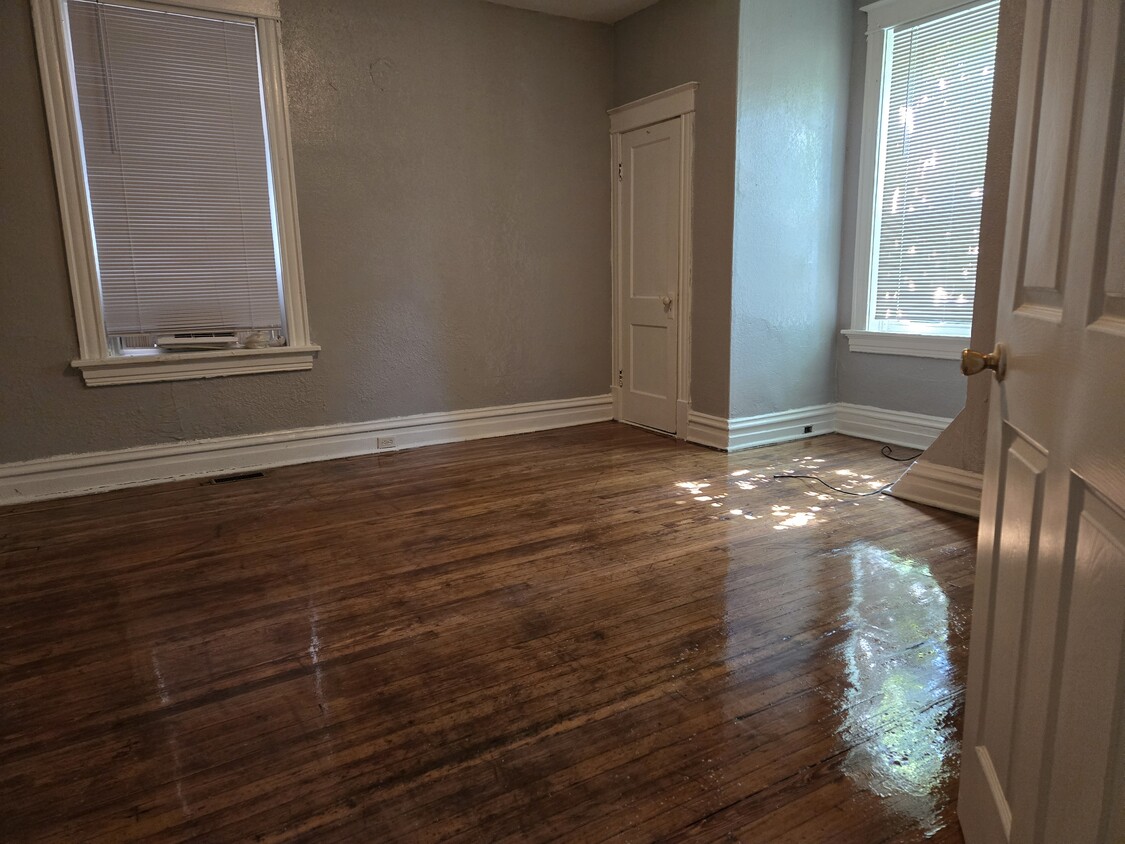 Bedroom 1 - 4226 Clarence Ave