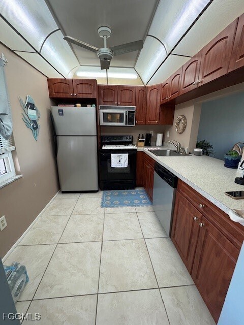 Foto del edificio - 6102 Augusta Dr