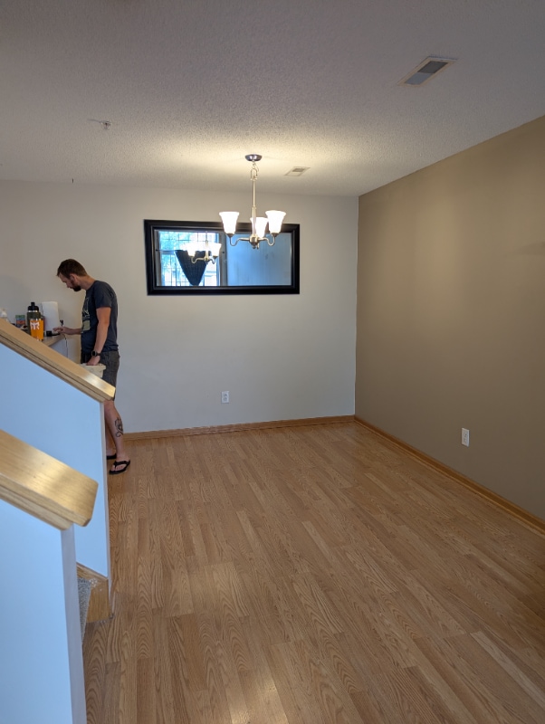 Building Photo - 361 Ojibway Path