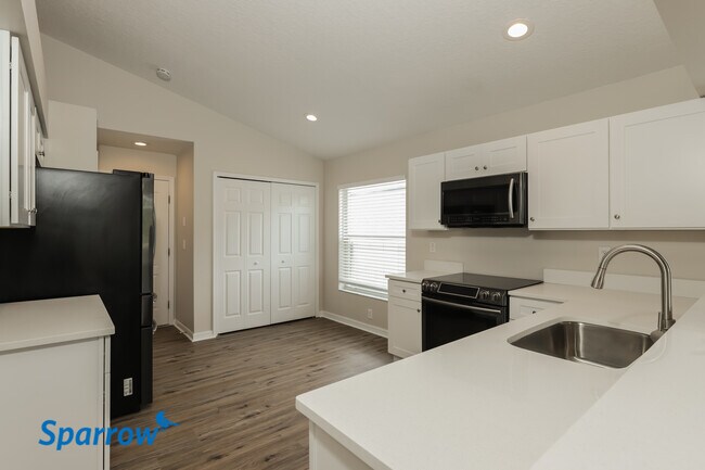 Building Photo - 10030 Creek Bluff Drive
