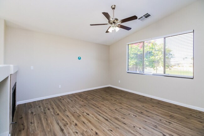 Foto del edificio - 1346 S Boulder St