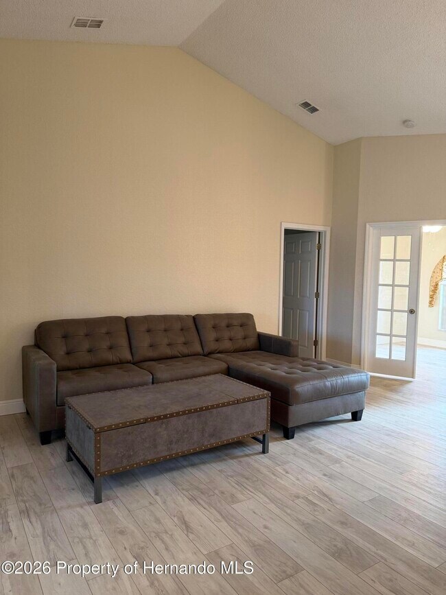 Foto del edificio - 9448 Tooke Shore Dr