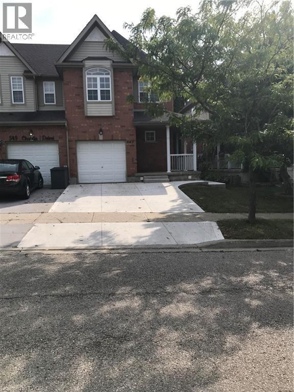 Building Photo - 547 Chablis Dr