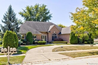 Building Photo - 2924 Wessels Dr