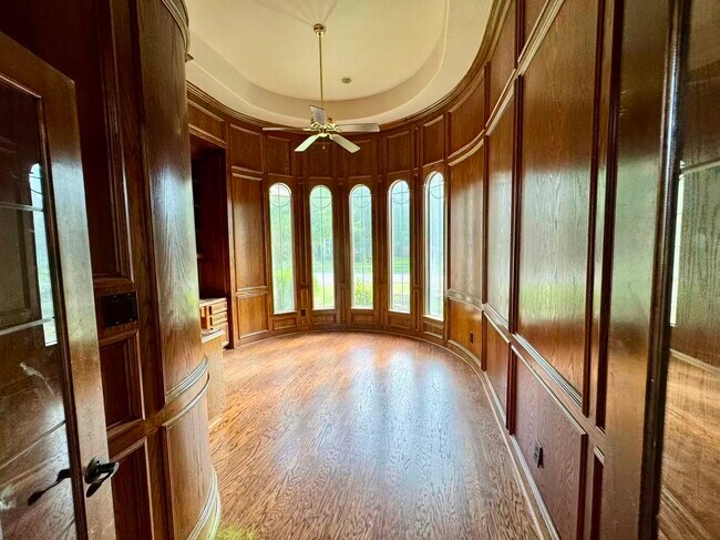 Building Photo - 15106 Green Tavern Ct