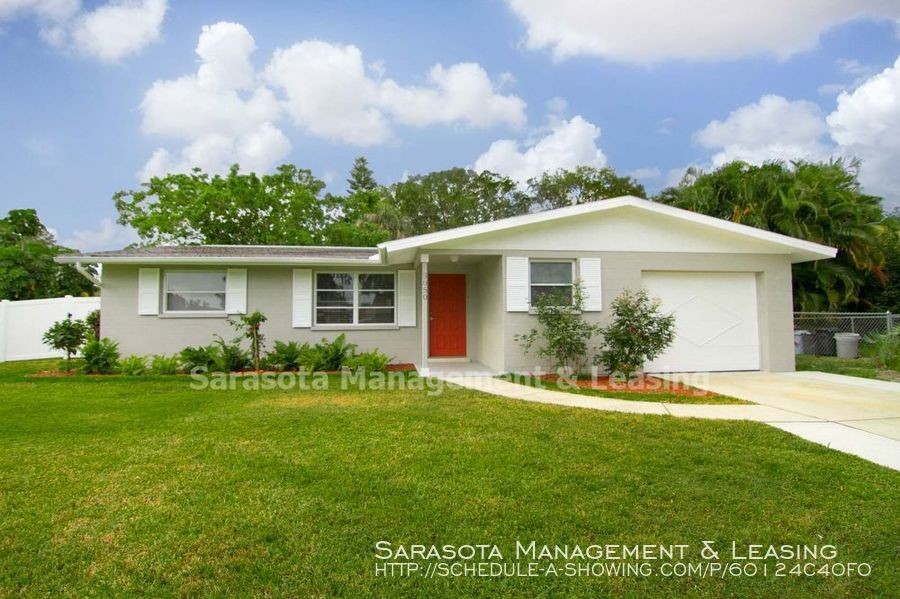 Foto principal - 2 Bedroom 2 Bath Home in Gulf Gate