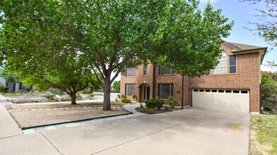 Building Photo - 1300 Crocus Cove
