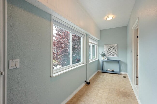 Building Photo - 4448 MacArthur Blvd