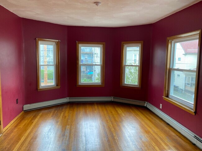 Foto del edificio - 28 Wolcott St