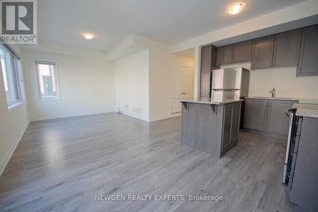 Building Photo - 240 Lagerfeld Dr