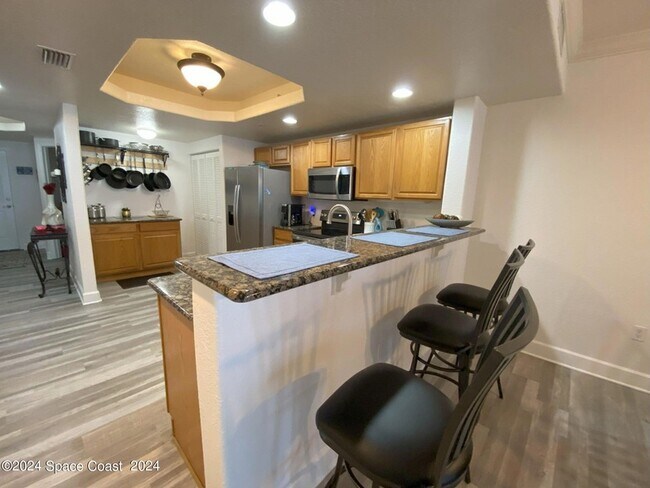Building Photo - 806 Mystic Dr