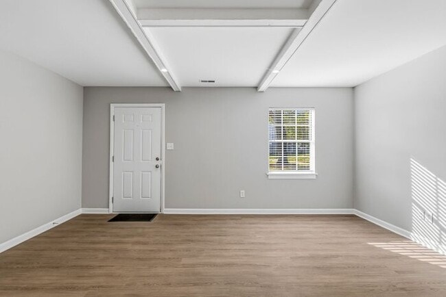 Foto del edificio - Updated 2-bedroom, 2.5-bath property Greensboro!