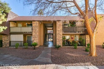 Building Photo - 5260 River Glen Dr