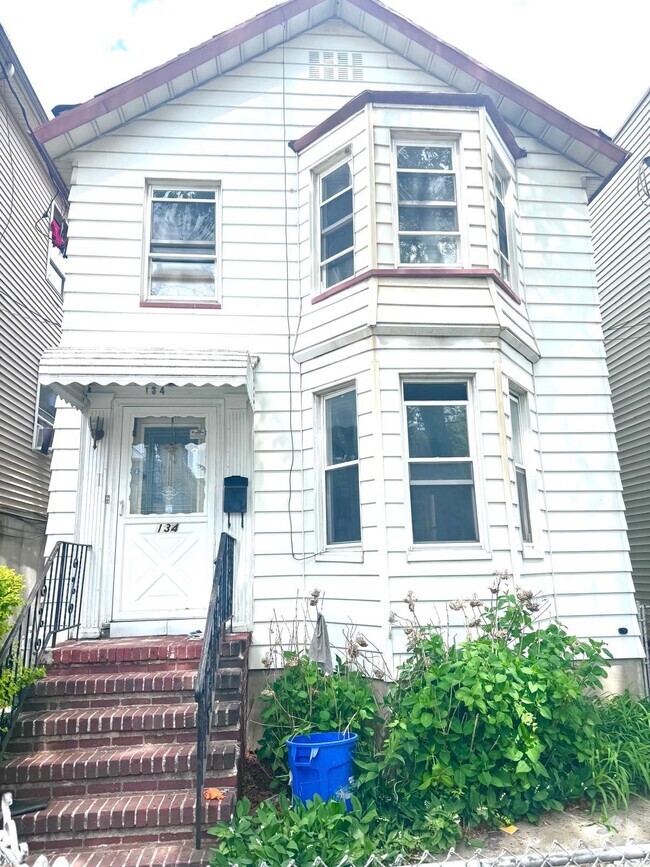 Building Photo - 134 Boyd Ave