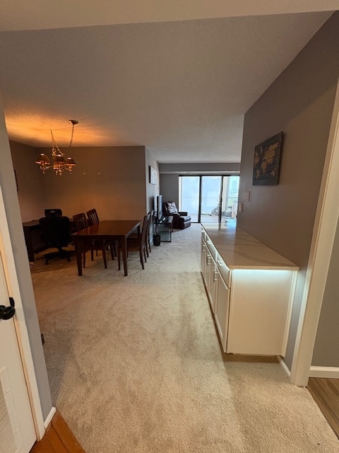 Foto del edificio - 5901 Mount Eagle Dr