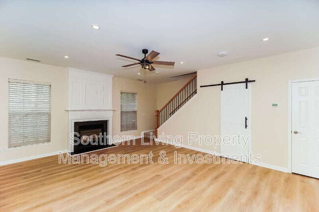 Foto del edificio - 8803 Ormeau Dr