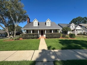 Building Photo - 3305 Beauvoir Pl