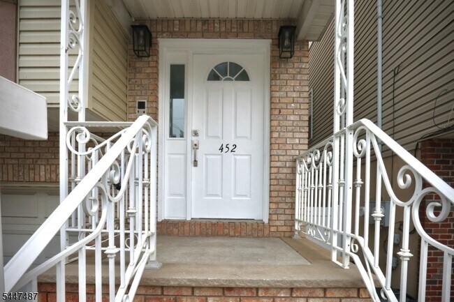 Foto del edificio - 452 Marshall St
