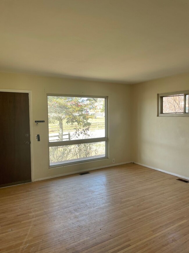 Foto del edificio - 3 bed 2 bath home