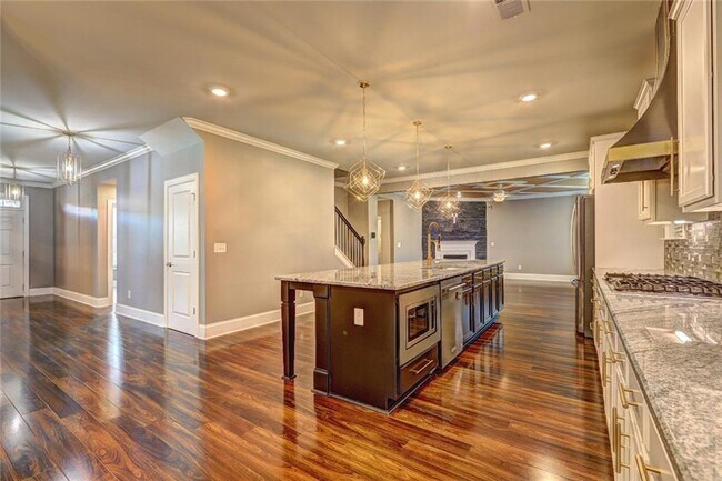 Foto del edificio - 4527 Bridgeway Rd