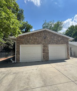 Building Photo - Fantastic 3 Bed 2 Bath Longmont Duplex! Av...