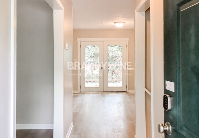 Foto del edificio - 2472 Westhill Ct NW