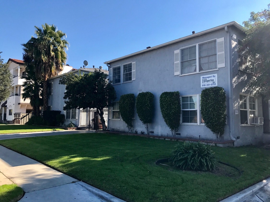 Primary Photo - 400 S Pacific Ave