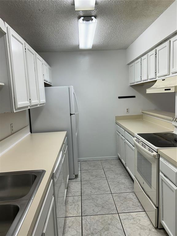 Building Photo - 505 Tanoak Ct