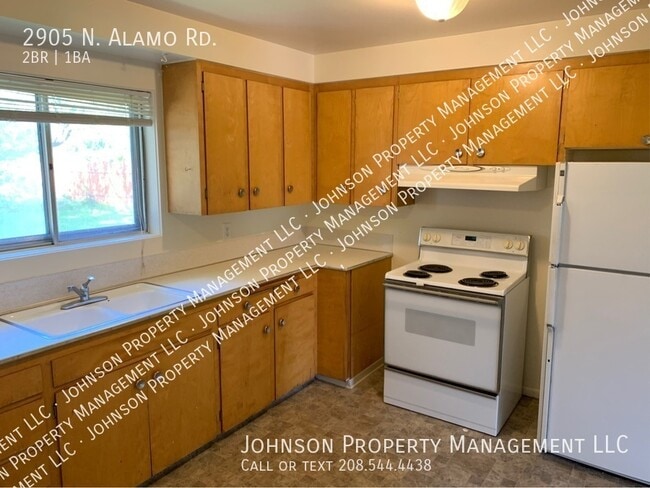 Foto del edificio - 2905 N Alamo Rd