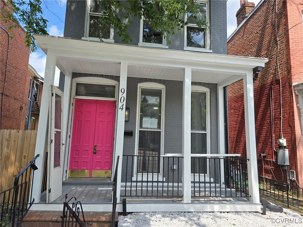 Primary Photo - 904 W Clay St