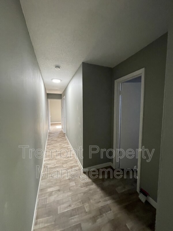 Foto del edificio - 4512 Oakland Ave