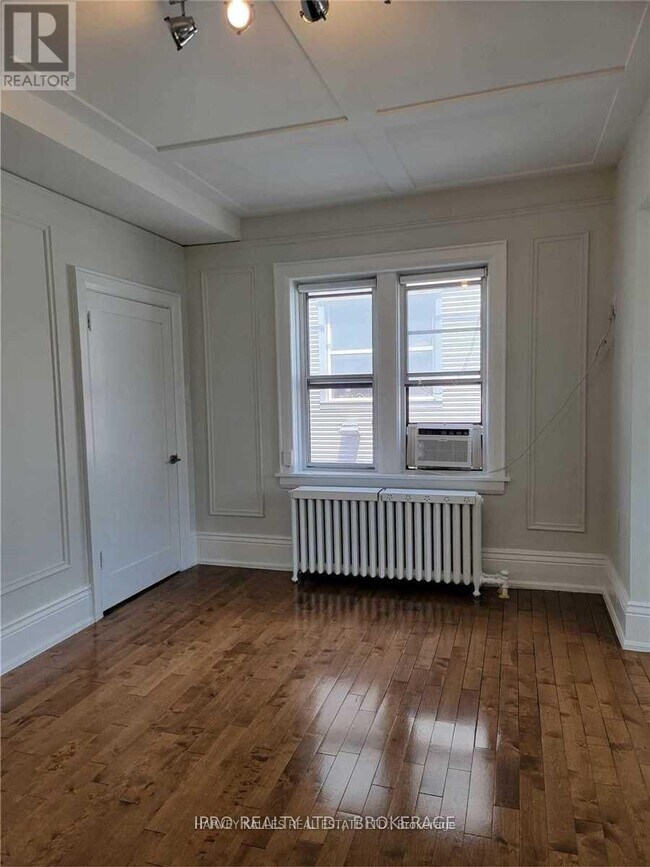 Photo du bâtiment - 757 Dovercourt Rd