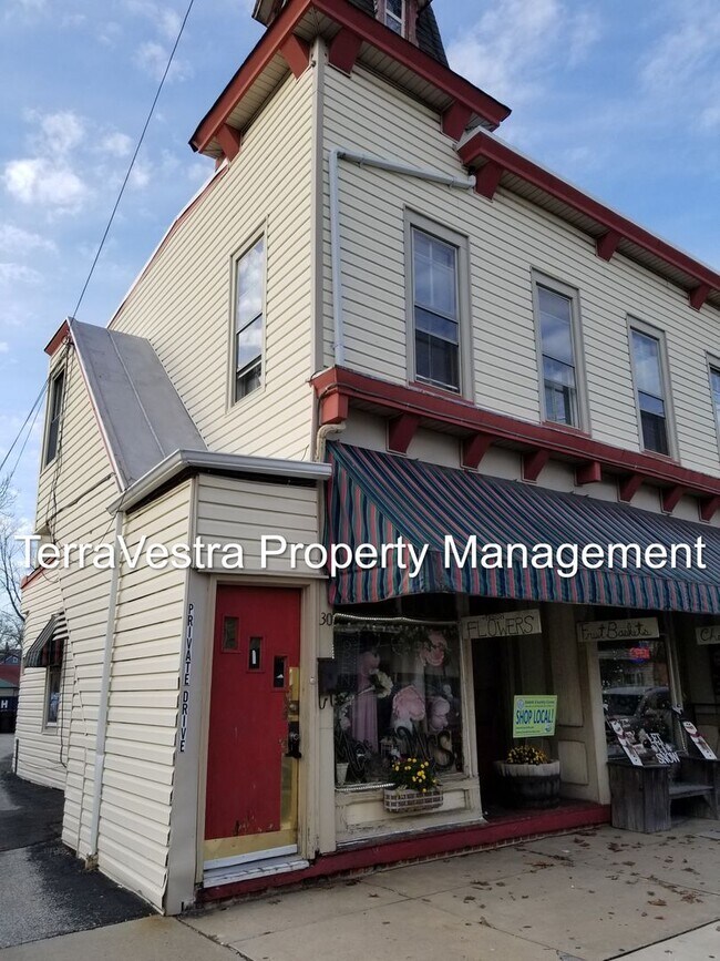 Building Photo - 30 S Main St