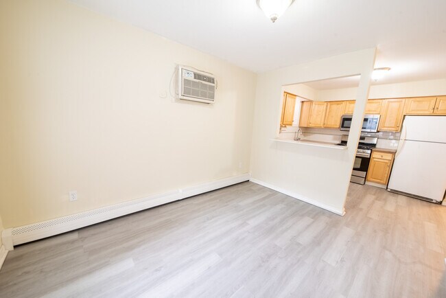 Photo - 412 Walker St Apartment