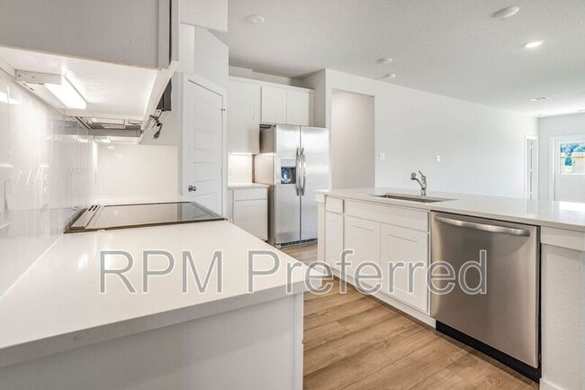 Foto del edificio - 25980 Liberation Rd