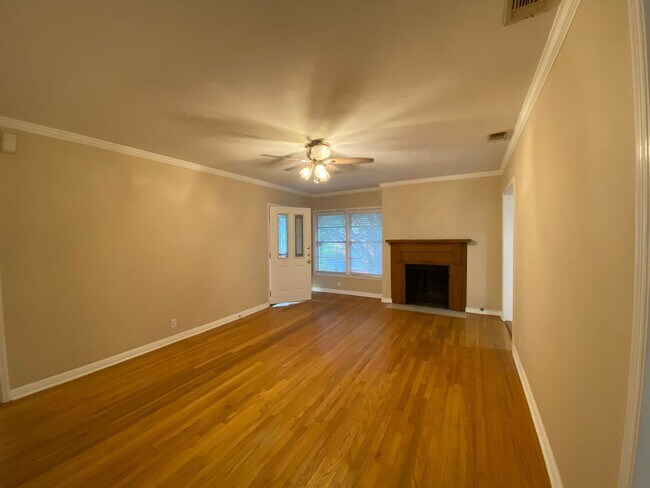 Building Photo - Fort Worth Texas Homes Fort Rent "Ridglea ...