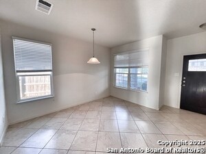 Building Photo - 310 Creekview Way