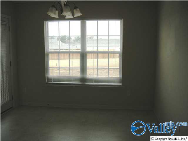 Building Photo - 15837 Flat Rock Ct NW