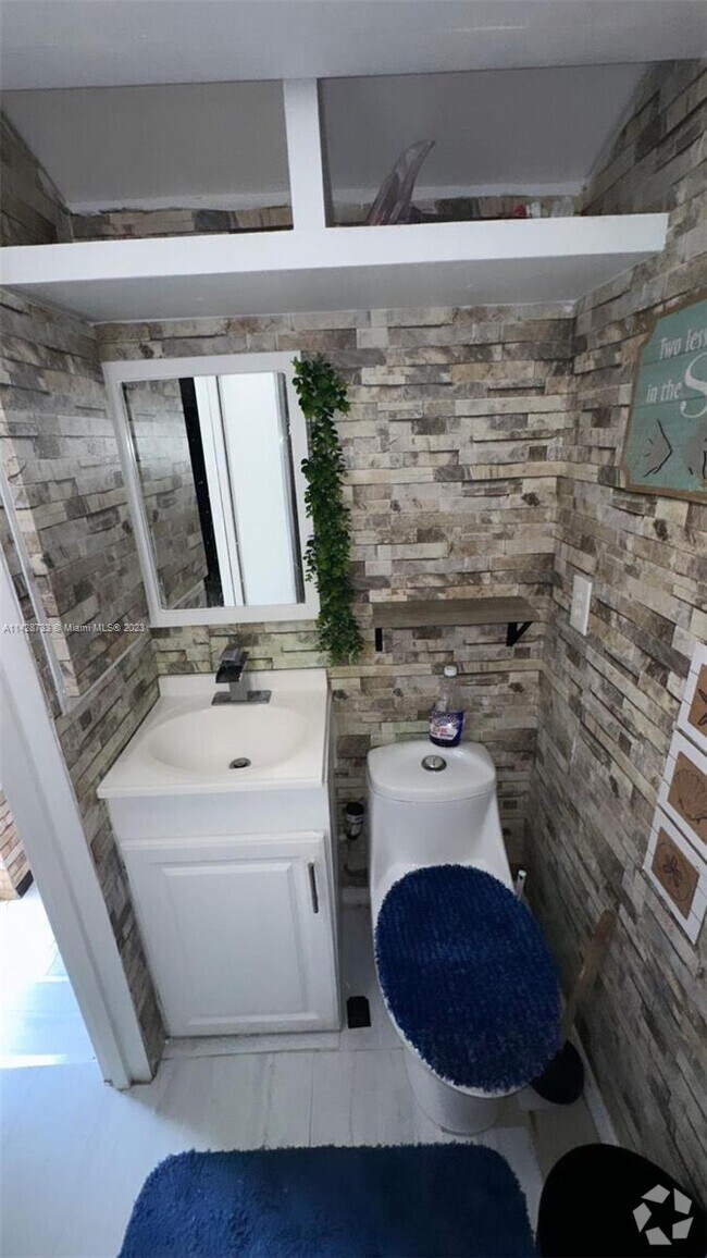 Gulfair Estates Apartments under 2,000 Miami, FL 1 Rentals