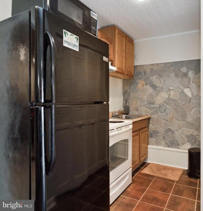 Foto del edificio - 3522 Fisher Hill Rd