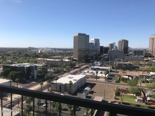 Foto del edificio - 2323 N Central Ave